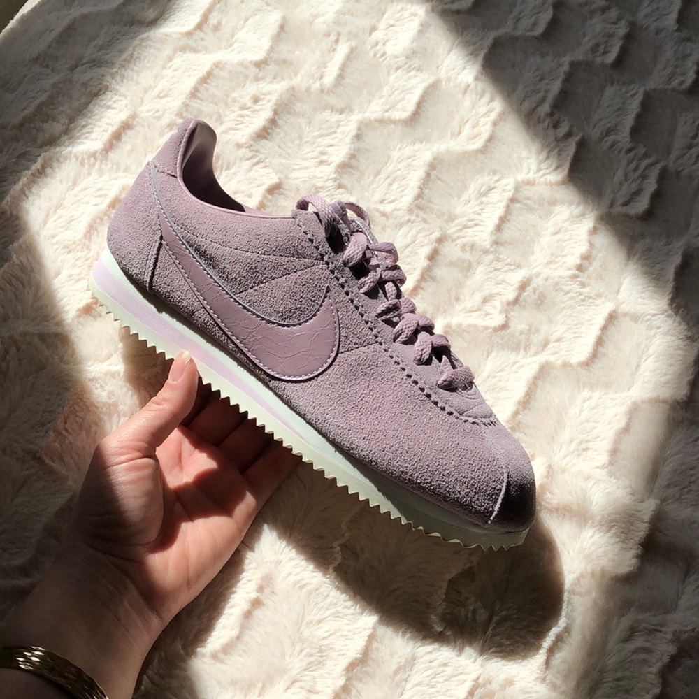 Nike Cortez suede lilac